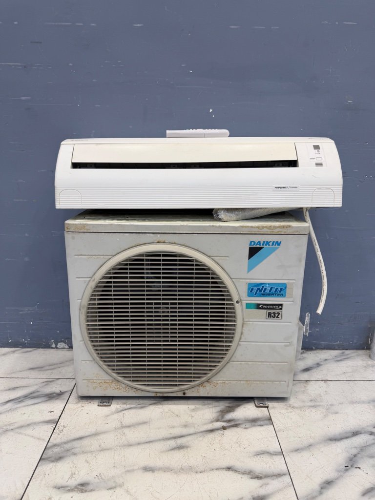 大金 Daikin 分離式冷暖 冷 2.5KW、暖 2.5KW