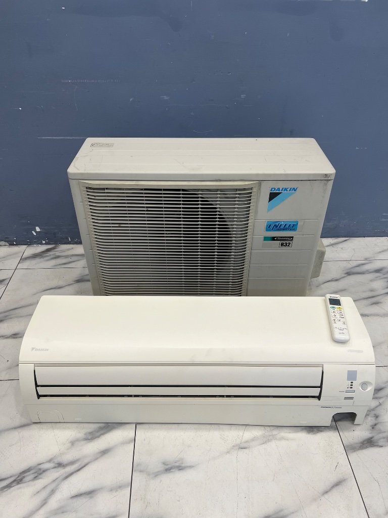 大金 Daikin 分離式冷暖 冷 6KW、暖 6KW