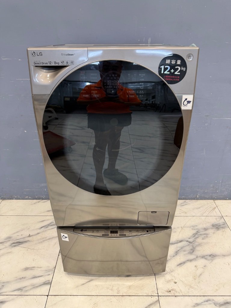 LG 洗脫烘 滾筒 上機 12kg、脫 8kg、下機 2kg