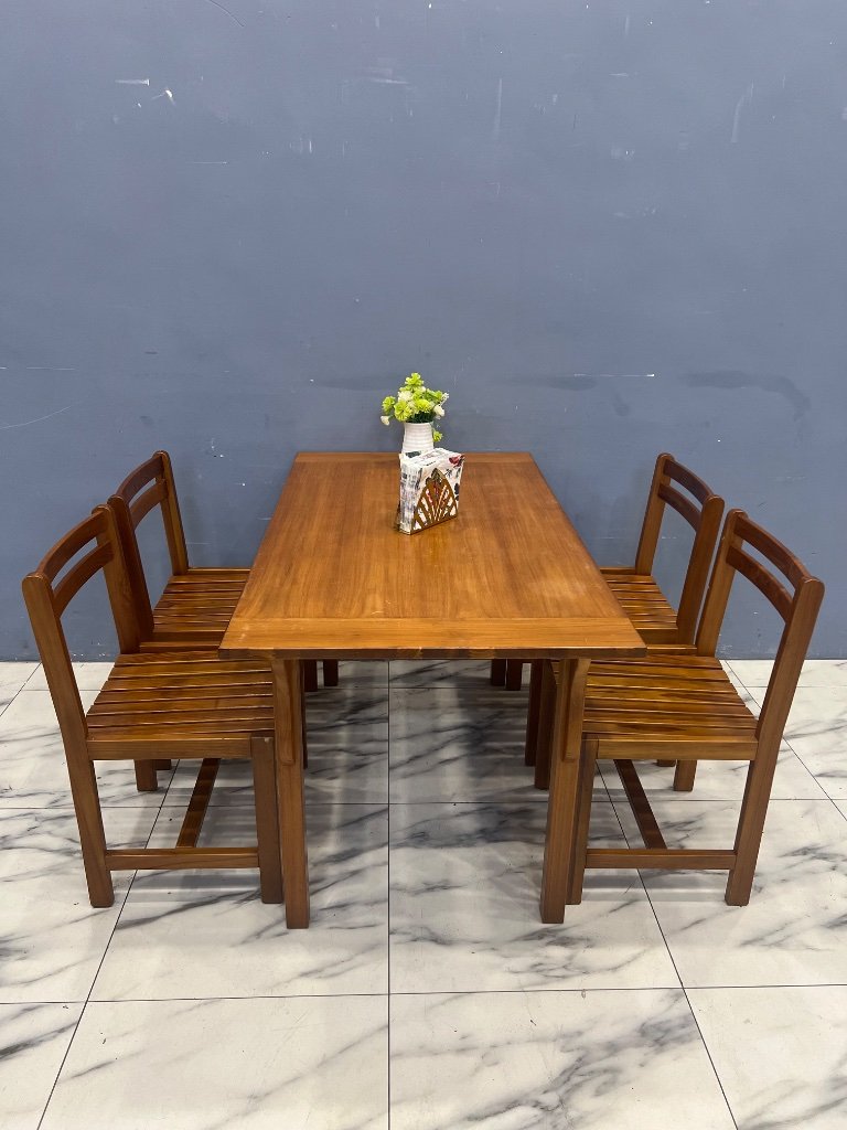 詩肯 餐桌 含4椅