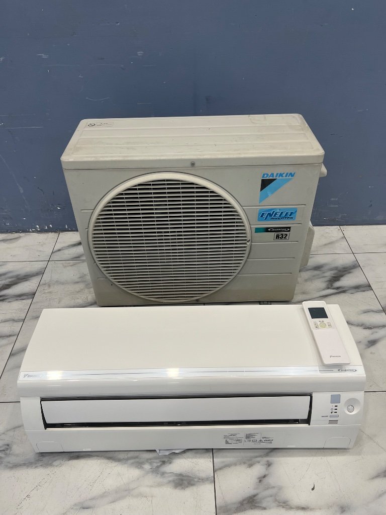 大金 Daikin 分離式冷暖 冷 2.2KW、暖 2KW