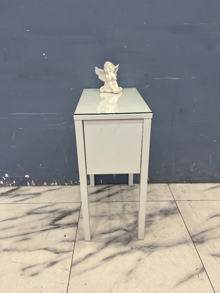 邊几邊櫃