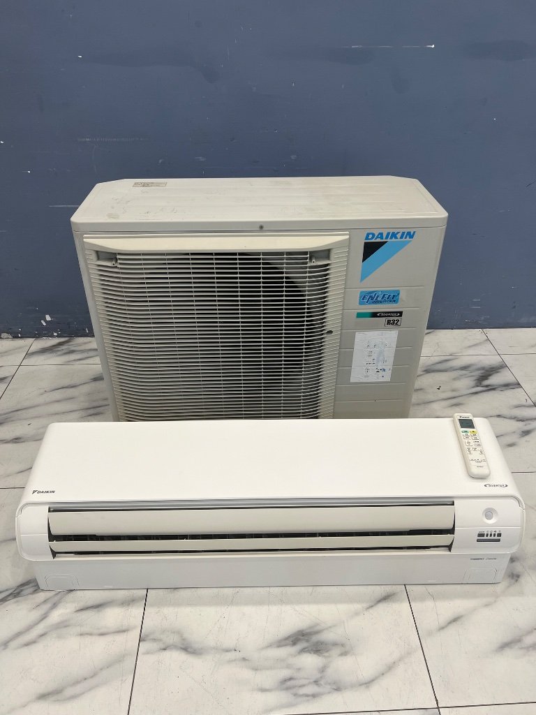 大金 Daikin 分離式冷暖 冷 6.3KW、暖 7.2KW